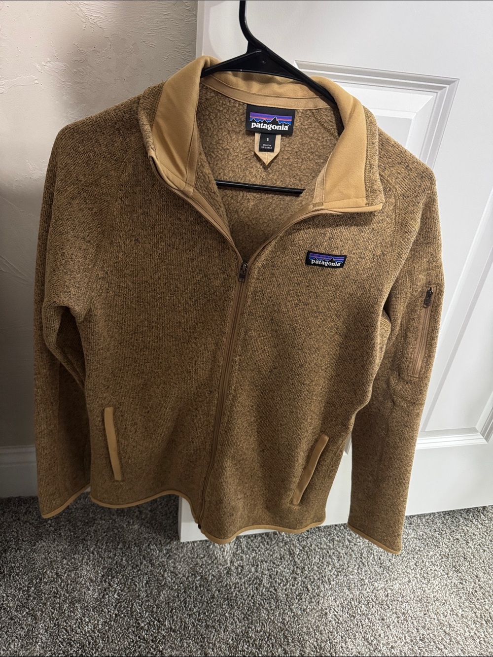 Patagonia Lightweight Fleece Jacket in Tan